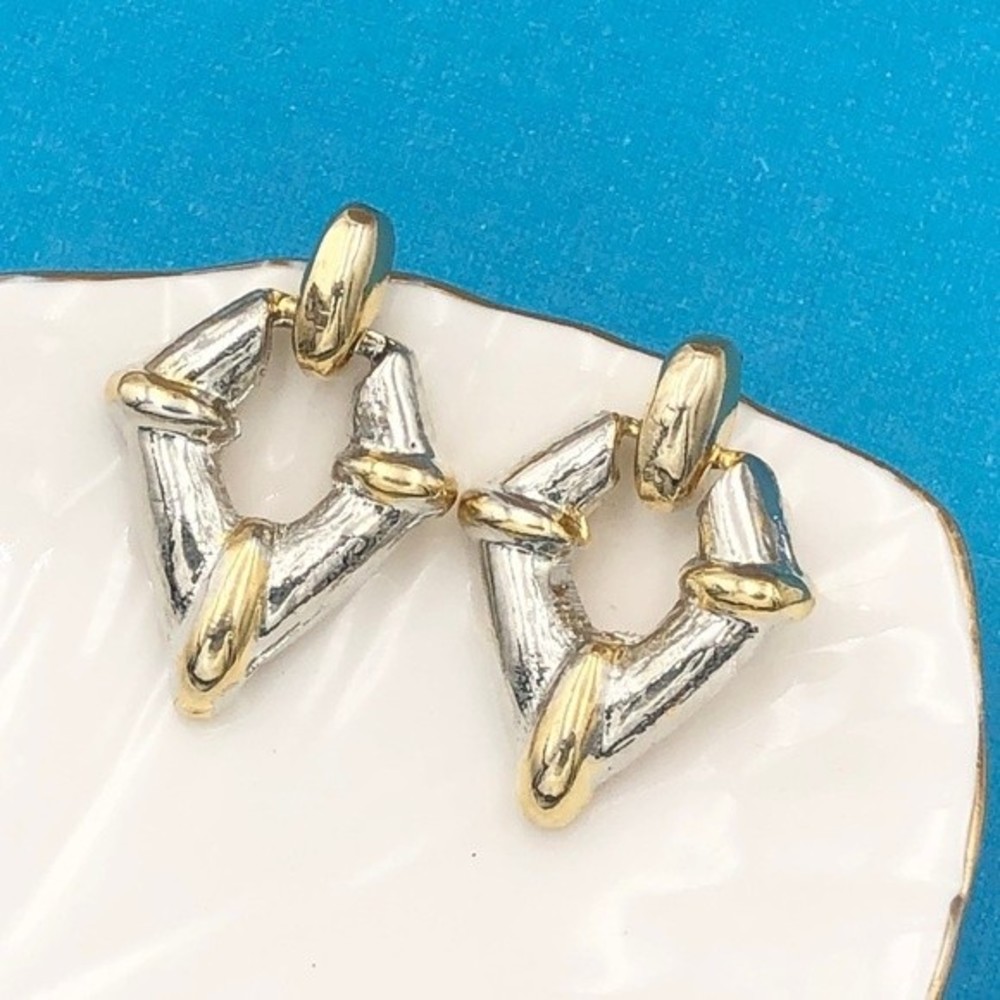 🍀 2 Tone Silver & Gold Door Knocker Post Drop Earrings